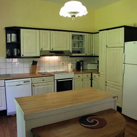 Villa Cozy Near Forest In
